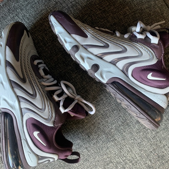 NIKE AIR MAX 270 REACT ENG - Picture 2 of 5